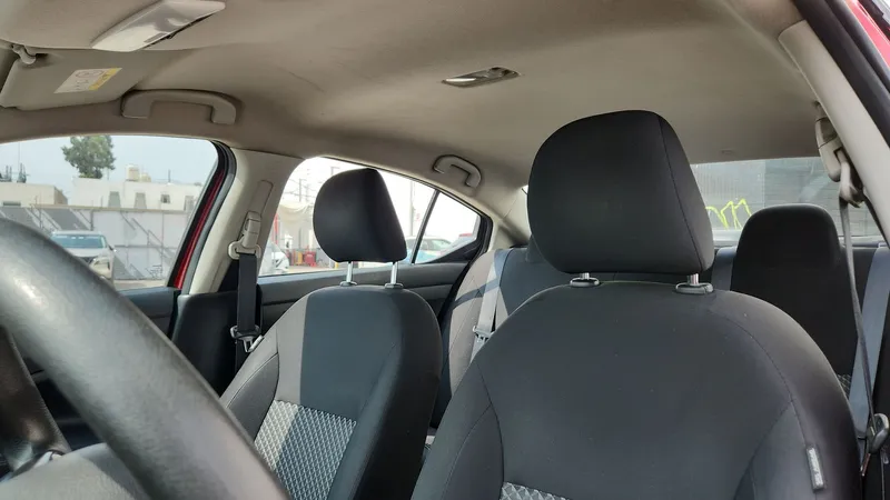 Nissan Versa 2021