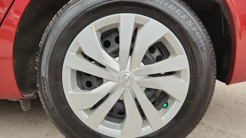 Nissan Versa 2021