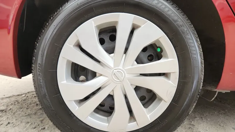 Nissan Versa 2021