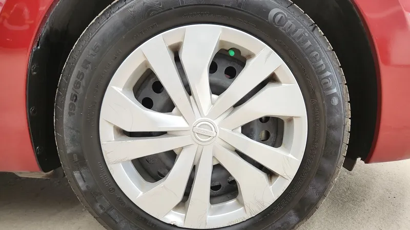 Nissan Versa 2021