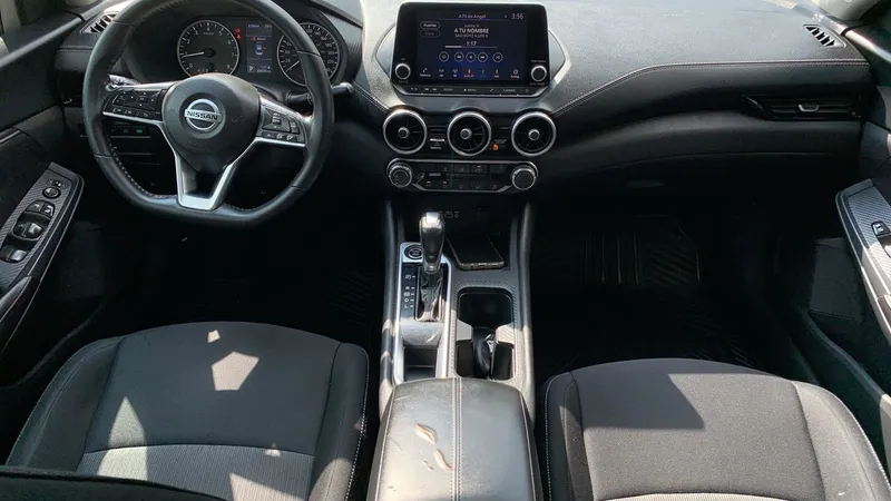 Nissan Sentra 2023