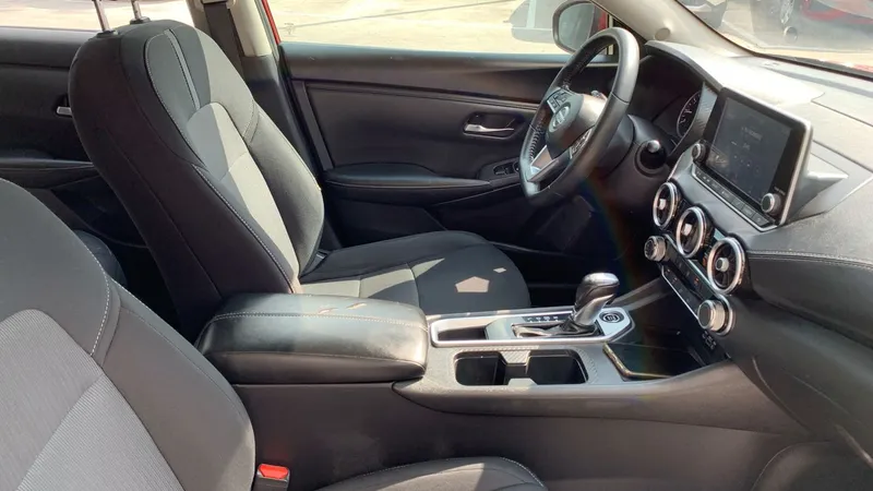Nissan Sentra 2023