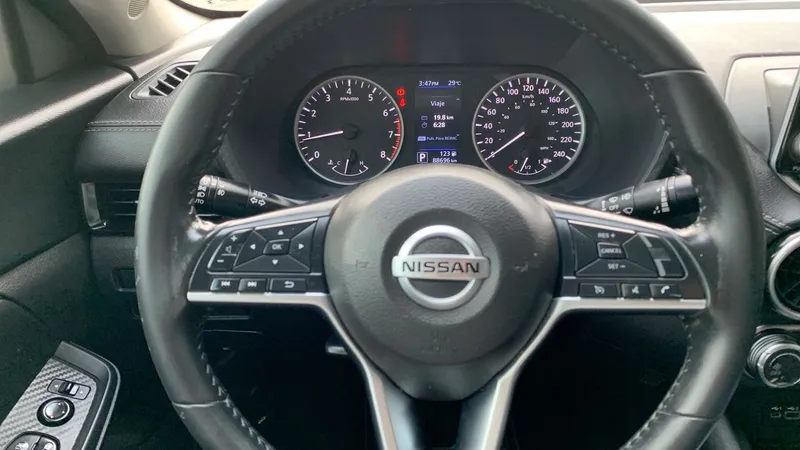 Nissan Sentra 2023