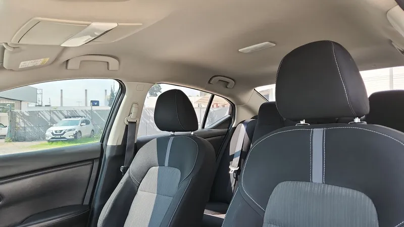 Nissan Sentra 2020