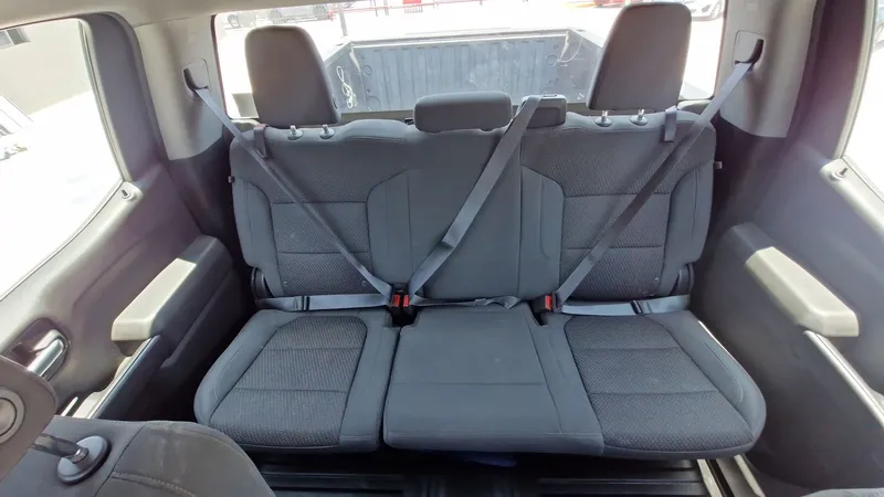 Chevrolet Silverado Doble Cabina 4x2 2021