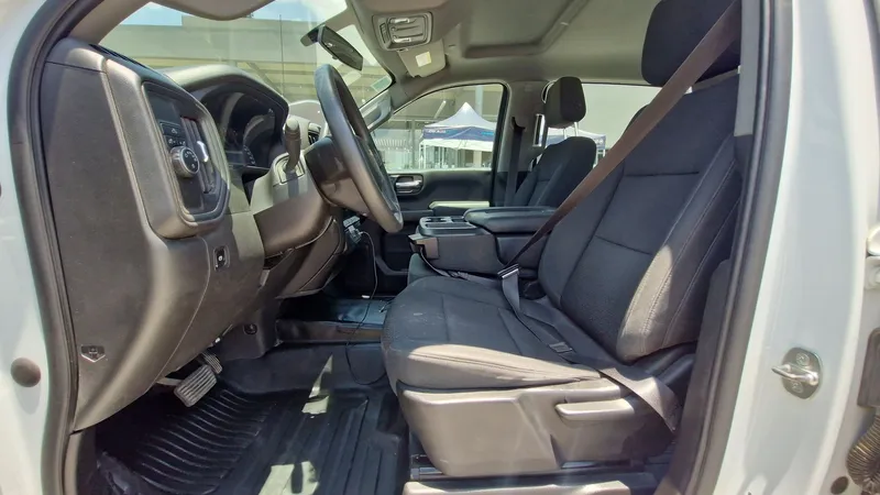 Chevrolet Silverado Doble Cabina 4x2 2021