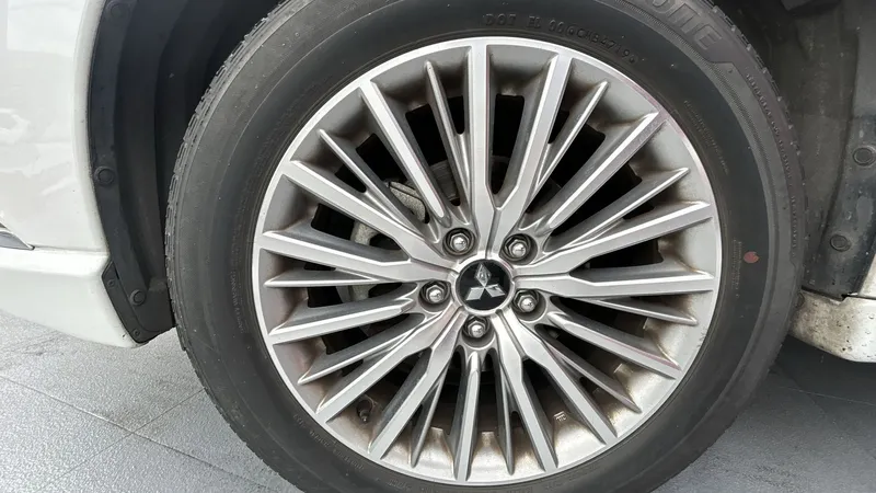 Mitsubishi Outlander 2020