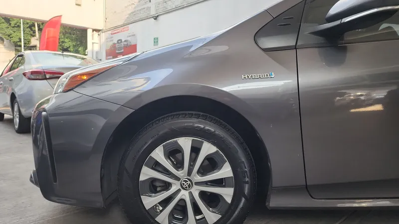 Toyota Prius 2019