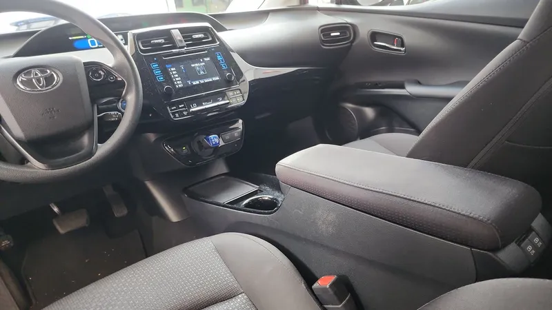 Toyota Prius 2019