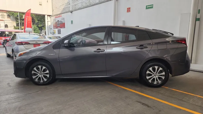 Toyota Prius 2019