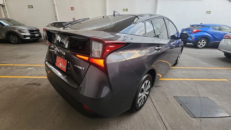 Toyota Prius 2019