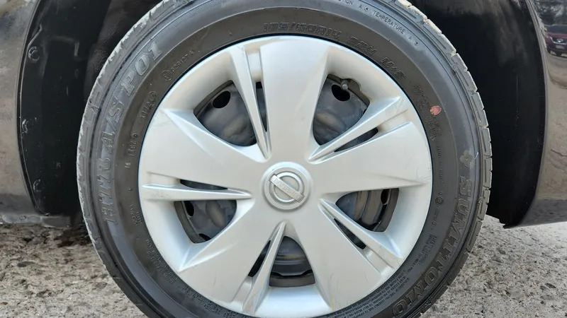 Nissan March 2021