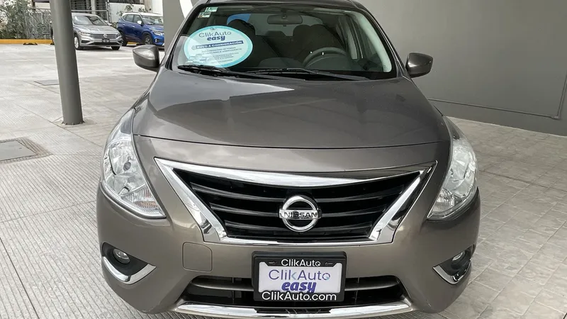 Nissan Versa 2017