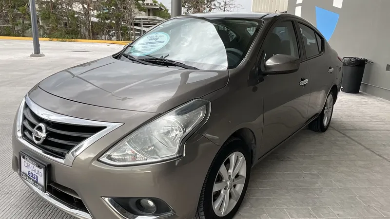 Nissan Versa 2017