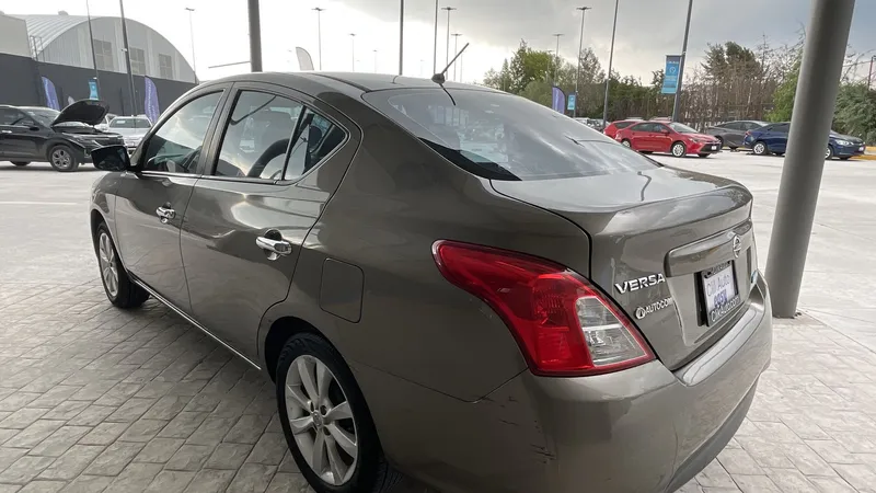 Nissan Versa 2017