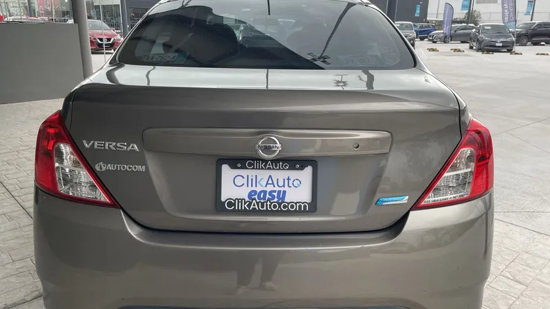 Nissan Versa 2017