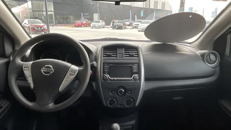 Nissan Versa 2017