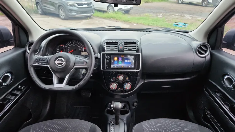 Nissan March 2022