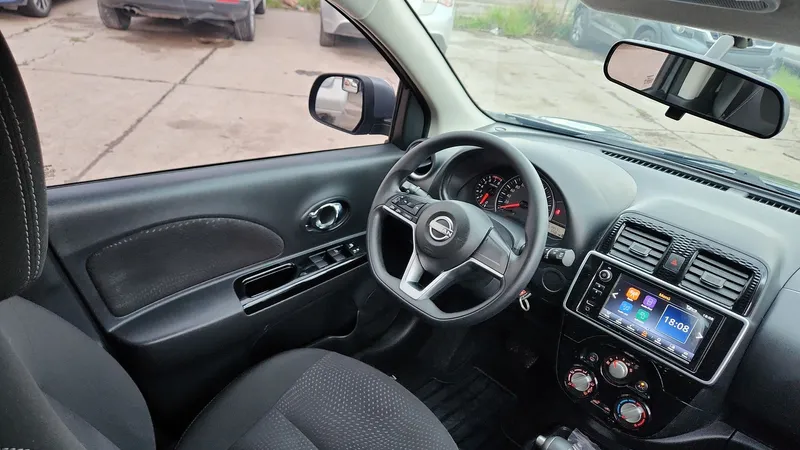 Nissan March 2022