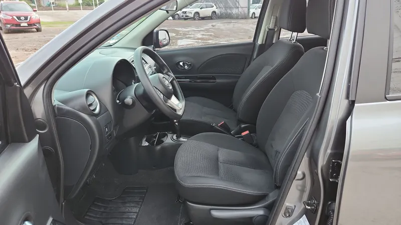 Nissan March 2022