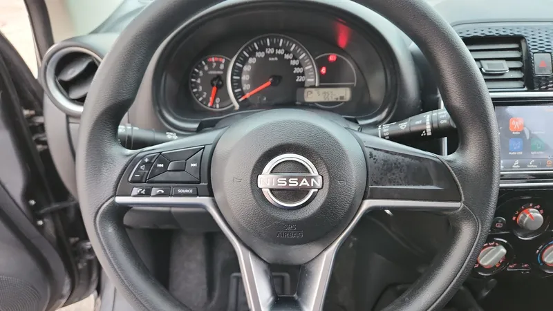 Nissan March 2022