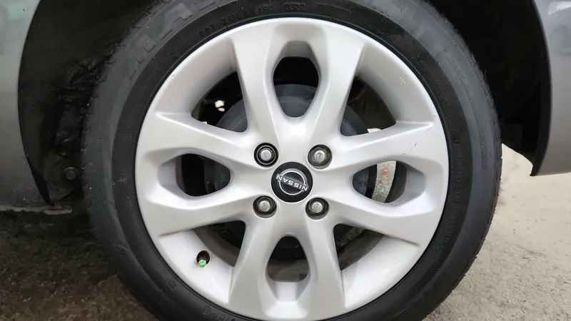 Nissan March 2022