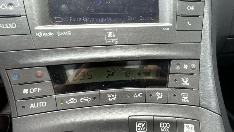 Toyota Prius 2015