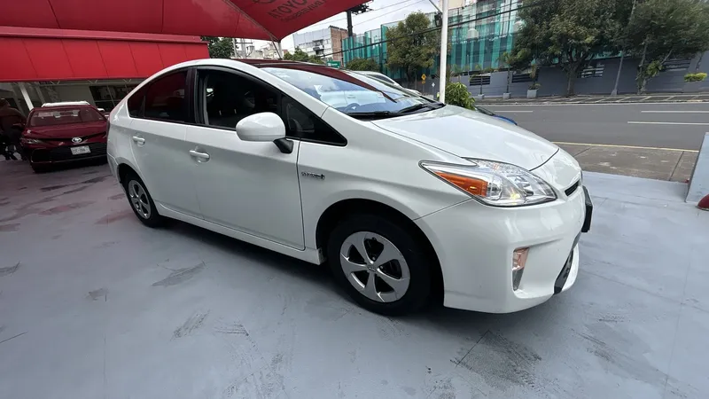 Toyota Prius 2015
