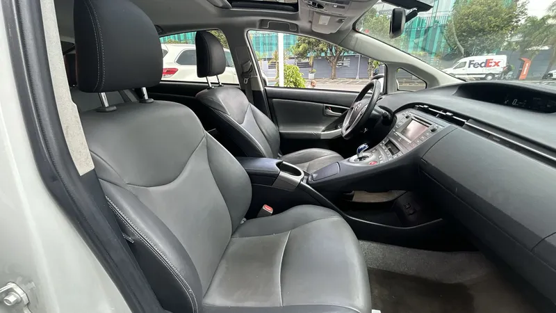 Toyota Prius 2015