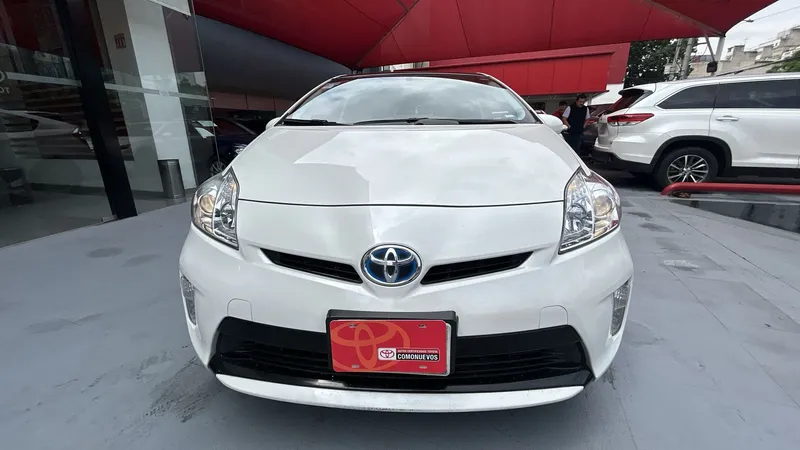 Toyota Prius 2015