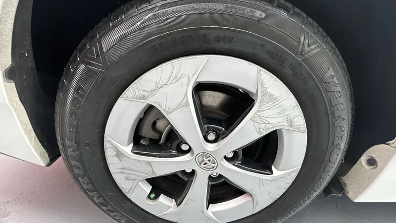 Toyota Prius 2015