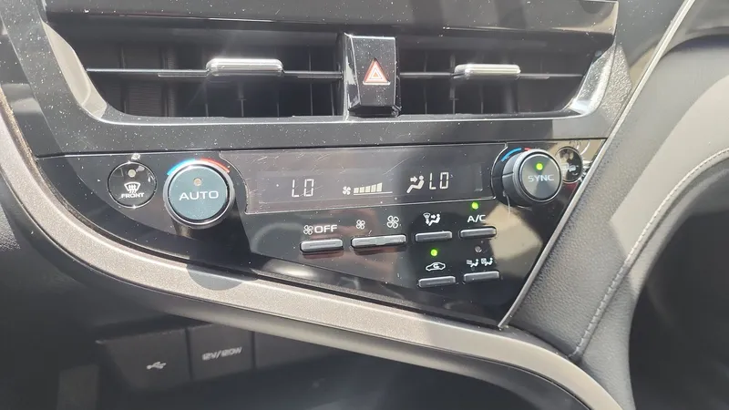 Toyota Camry 2022