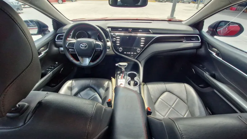 Toyota Camry 2018