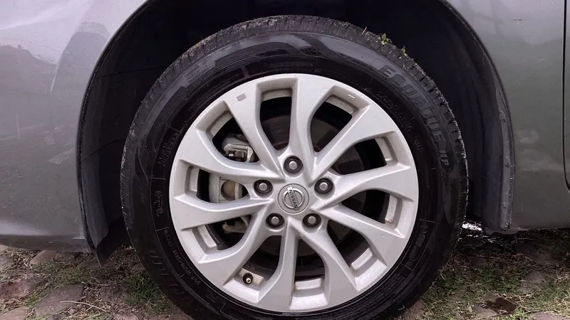 Nissan Sentra 2018