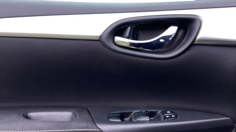 Nissan Sentra 2018