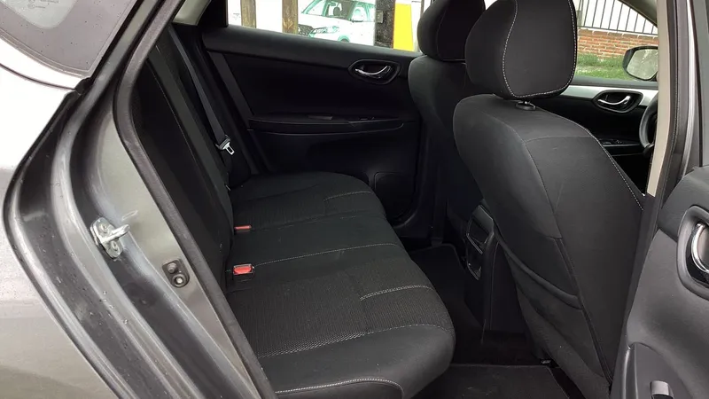 Nissan Sentra 2018
