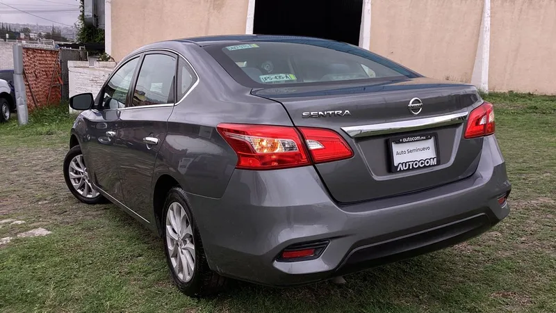 Nissan Sentra 2018