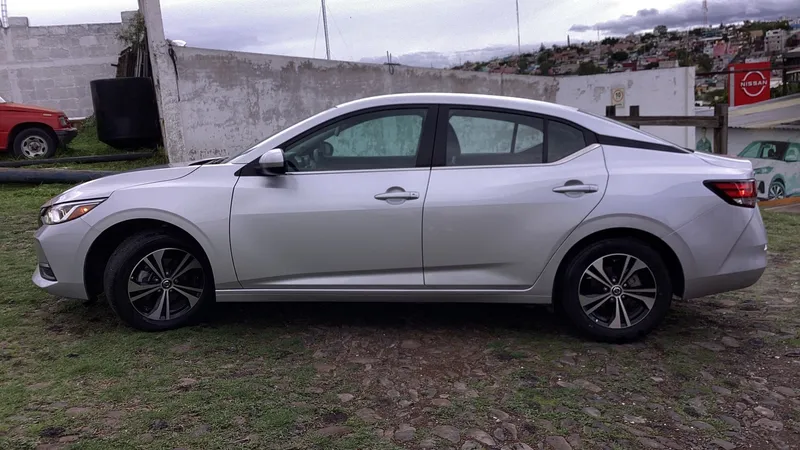 Nissan Sentra 2023
