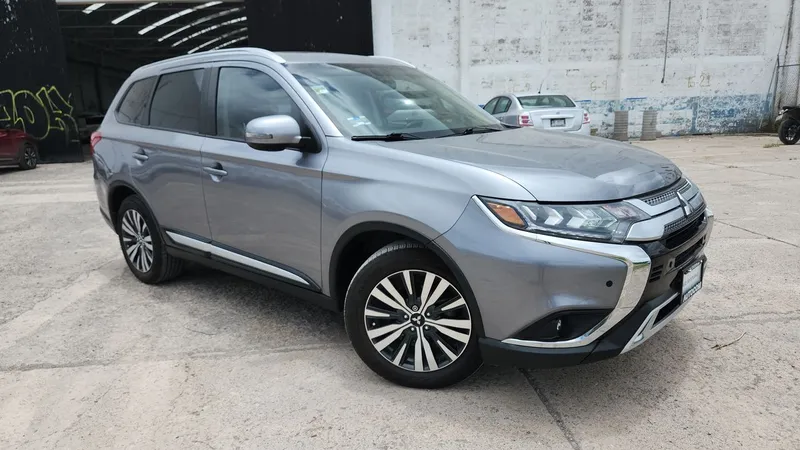 Mitsubishi Outlander 2019
