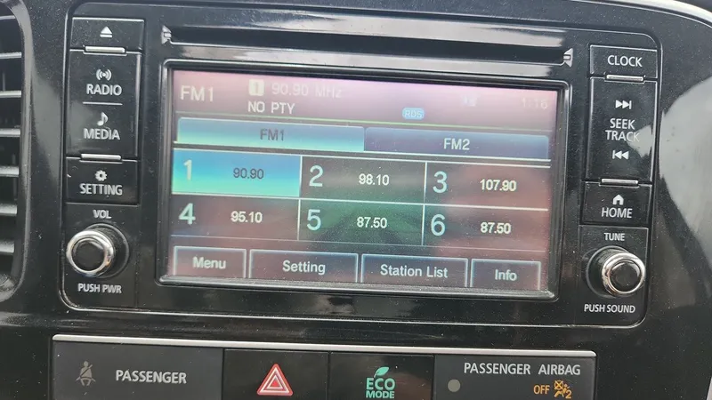 Mitsubishi Outlander 2019