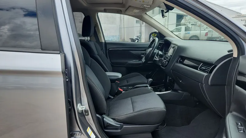 Mitsubishi Outlander 2019