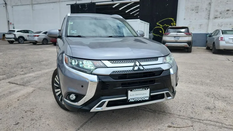 Mitsubishi Outlander 2019