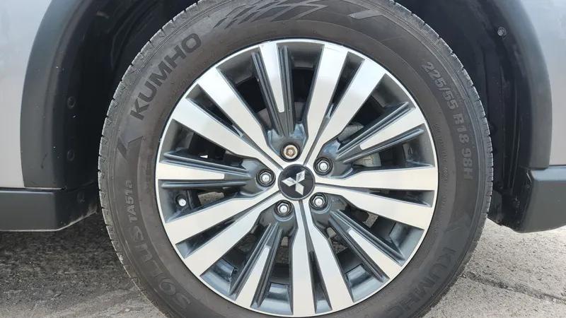 Mitsubishi Outlander 2019