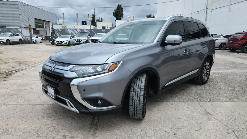 Mitsubishi Outlander 2019