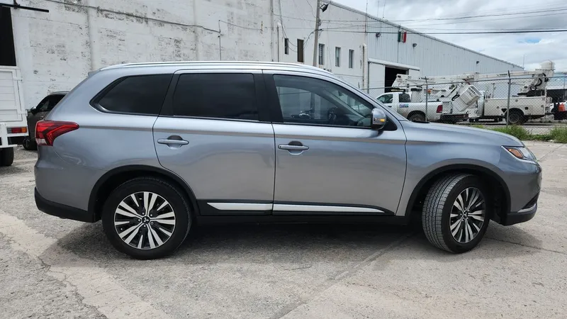 Mitsubishi Outlander 2019