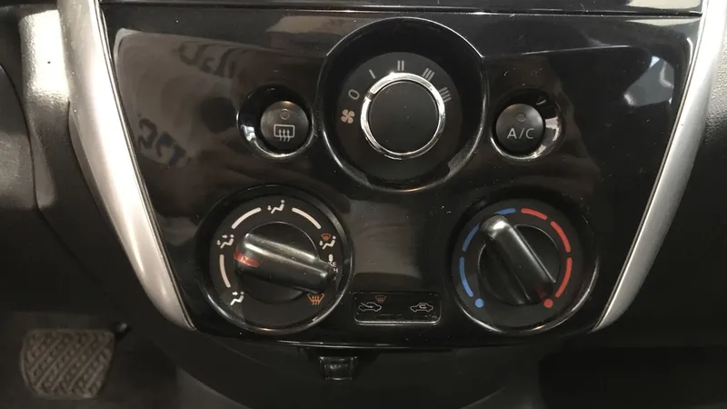 Nissan Versa 2019
