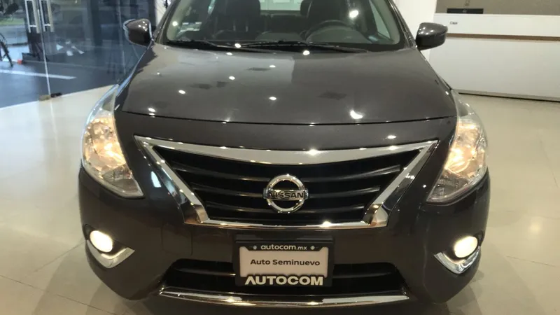 Nissan Versa 2019
