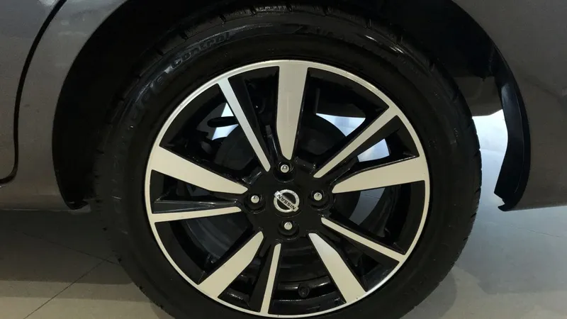 Nissan Versa 2019