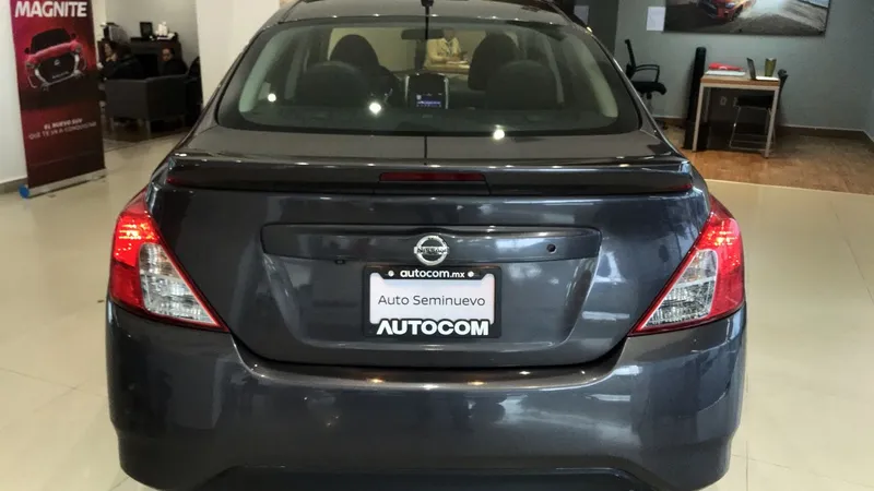 Nissan Versa 2019