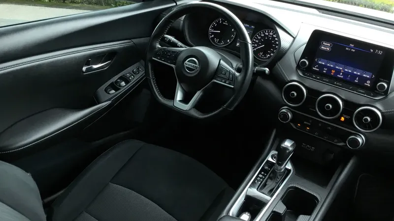 Nissan Sentra 2023